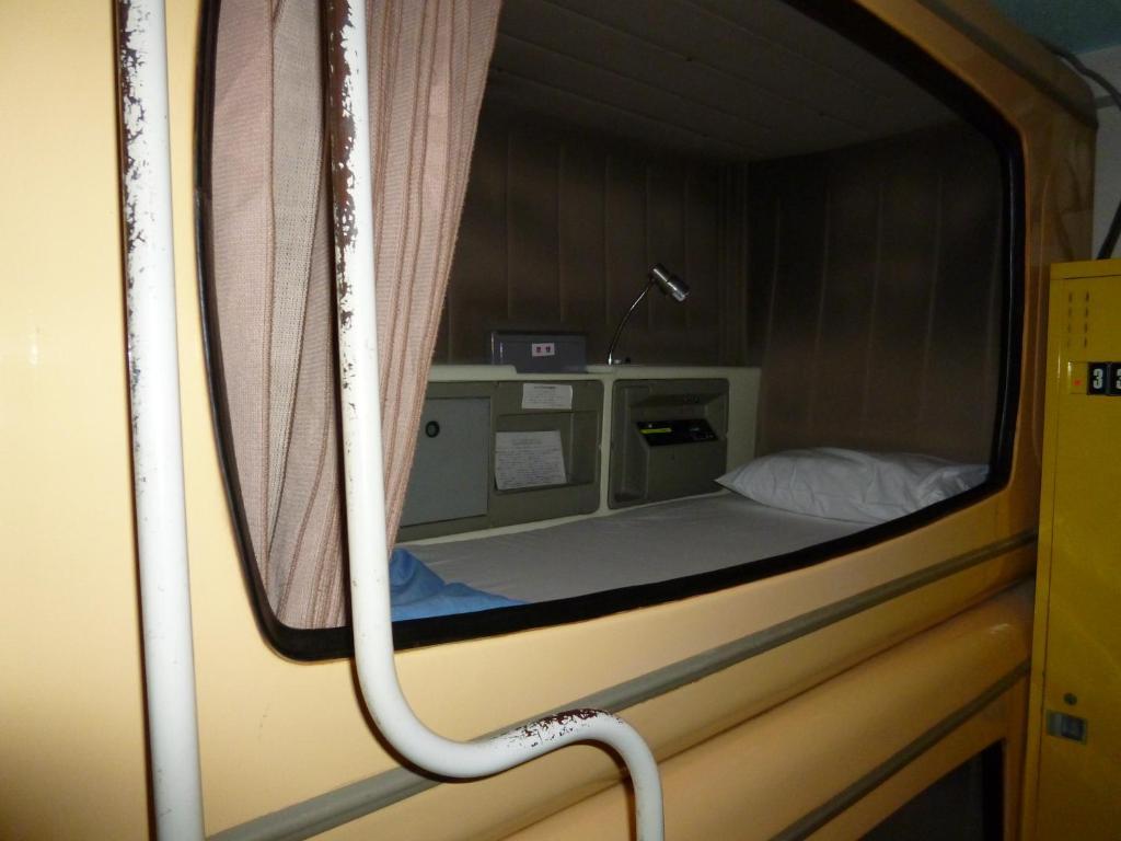 First Kyobashi Kapslový hotel 2*